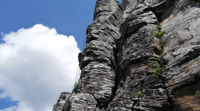 PENTECÔTE DANS LE CANTAL